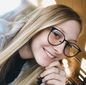 Meet your Posher, Anna